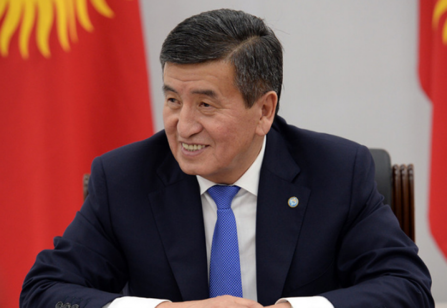 Президент Киргизии подал в отставку: никакая власть не стоит целостности страны